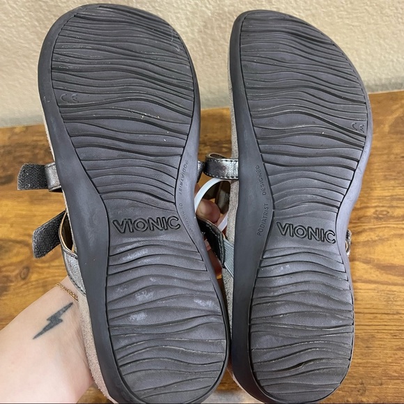 Vionic Women 8.5 Karley VioMotion Insole Toe Post Sandal Supportive Orthotic EUC - Picture 5 of 6